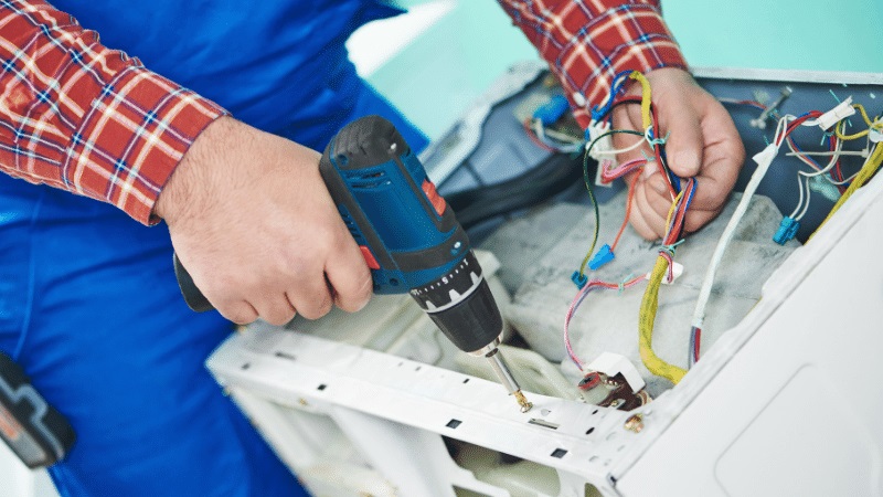 Bahçelievler Maytag Maytag çamaşır makinesi kart tamiri – Su almama arızası orijinal parça ile giderildi. - Teknik servis örneği
